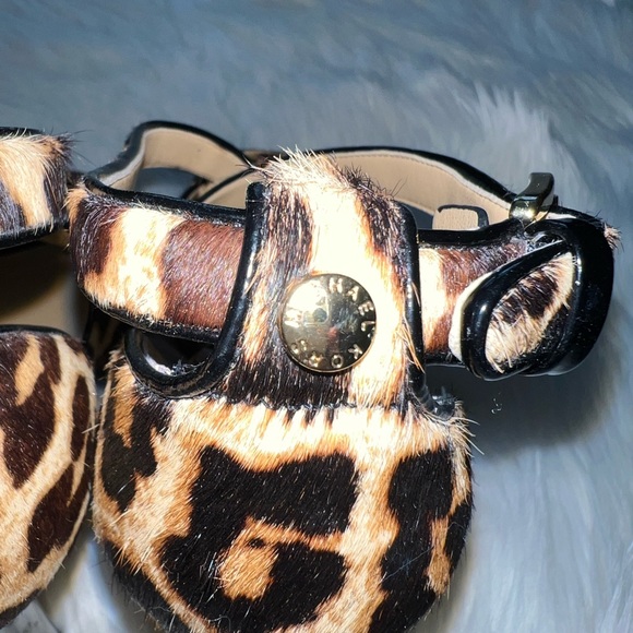 Michael Kors calf hair leopard print strappy heel. Women’s size 7M - Picture 5 of 8